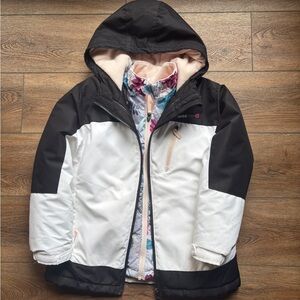 Swiss Tech Cream and Black Ski Jacket